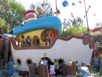 Disneyland - Donald's Boat