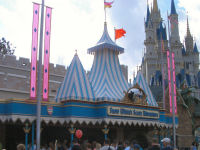 Walt Disney World's Magic Kingdom - Snow White's Scary Adventures