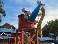 Walt Disney World's Magic Kingdom - The Barnstormer at Goofy's Wiseacre Farm